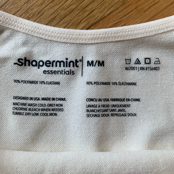 2 SHAPERMINT SCOOP NECK CAMI’S BLACK & IVORY SIZE M/Ivory worn once- Black NWOT - Picture 7 of 8